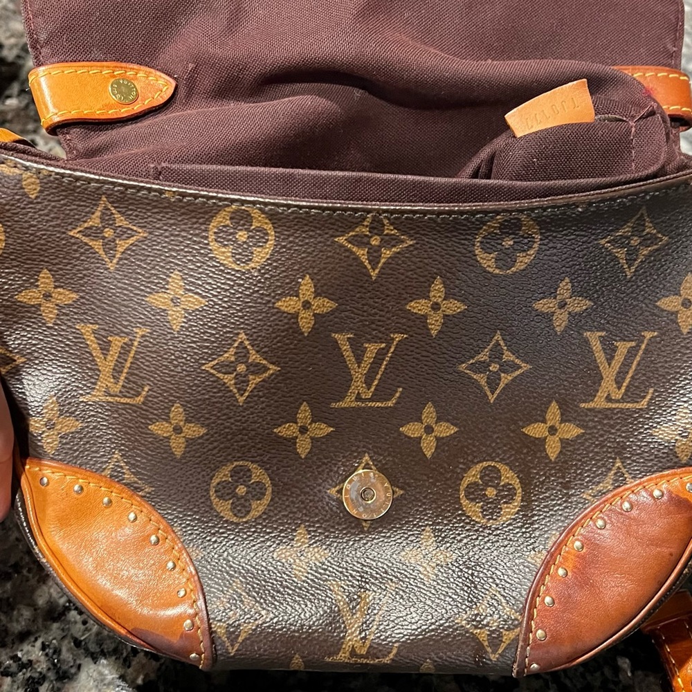 Louis Vuitton St. Cloud Crossbody-great Condition - Picture 2 of 8